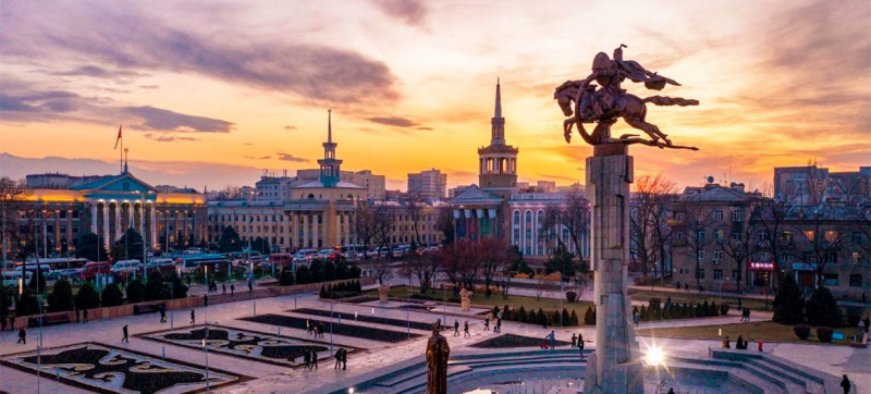 Главные новости дня | четверг: Кыргызстан, Украина, язык вражды, мигранты